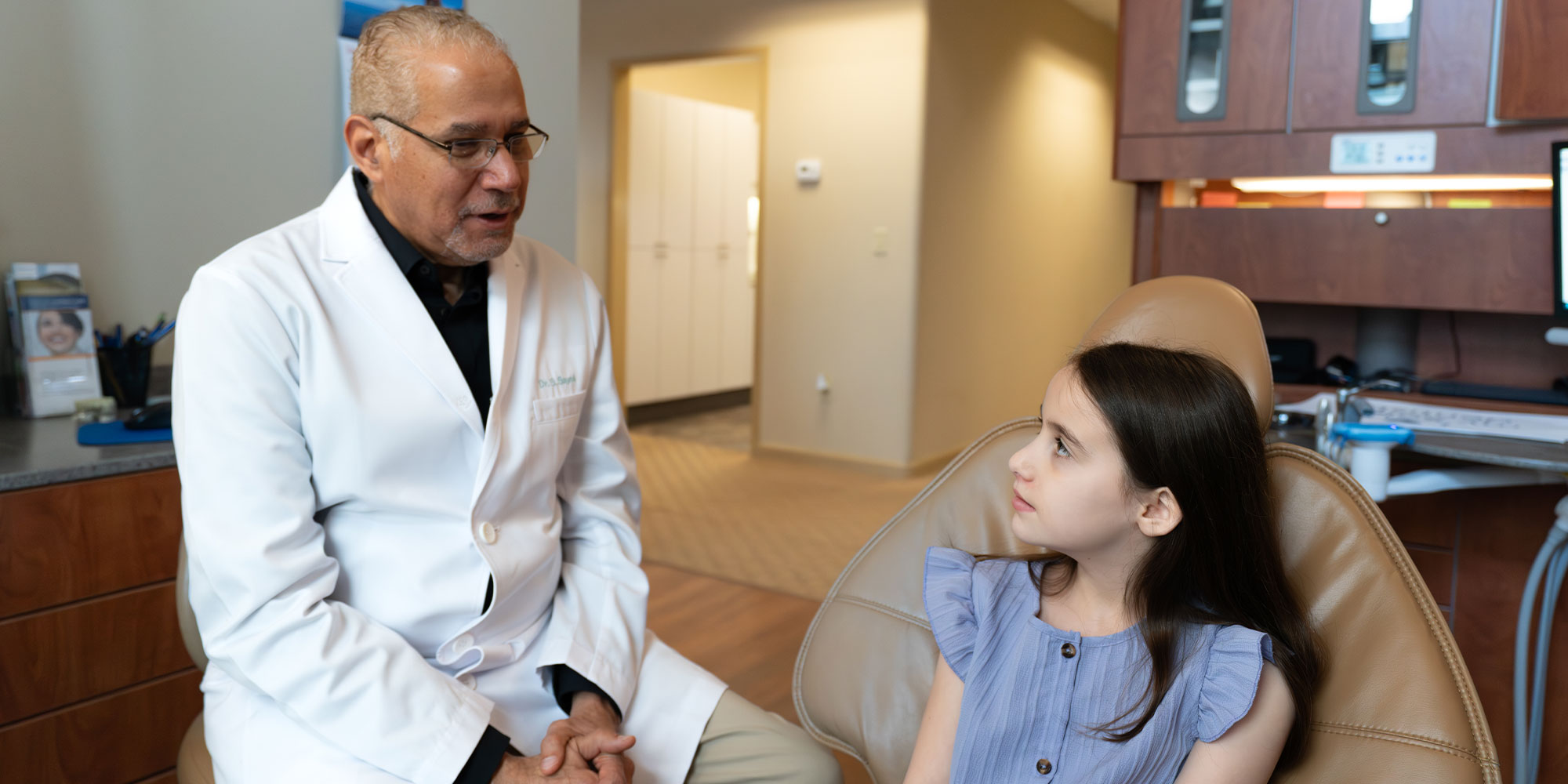 Doctor consulting with Patient